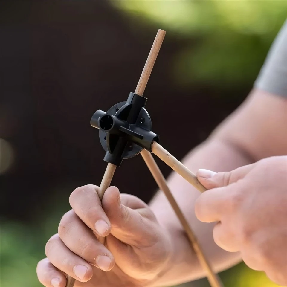6 Way Garden Connectors